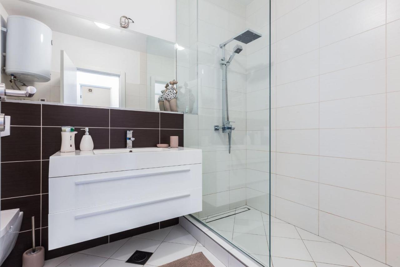 Hoplite 2BR apartment near centre Zadar Exterior foto