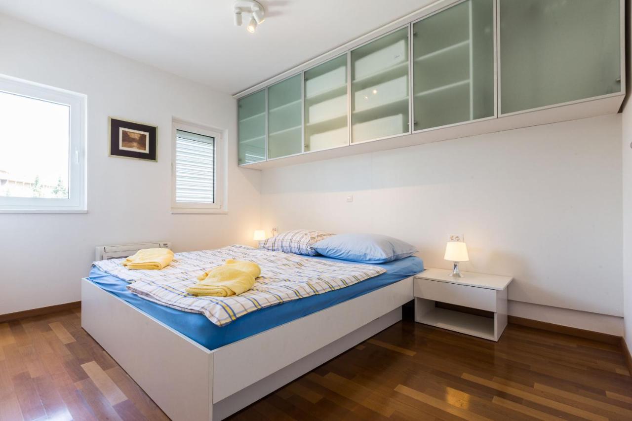 Hoplite 2BR apartment near centre Zadar Exterior foto